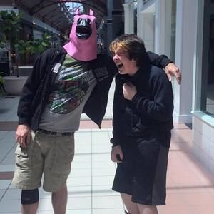 Meet your Posher, Stephen